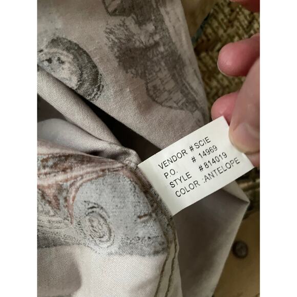 Clear Water Outfitters trucks and tractors print 100% Cotton button up SZ L - Picture 6 of 9